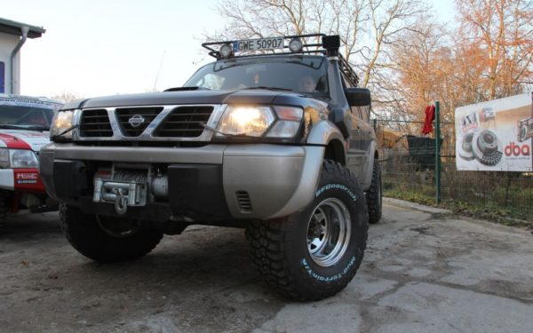 Nissan Patrol Y61