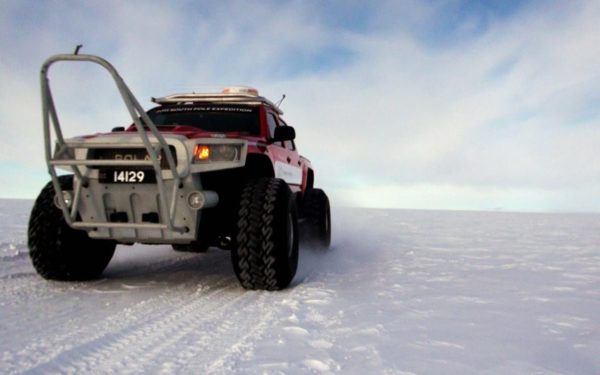 Ciekawy Koncept Toyoty Hilux W Zapowiedzi Programu Telewizyjnego Discovery Cannel