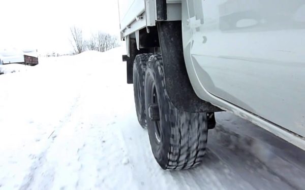 Toyota Hilux 6x6