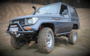 Toyota Land Cruiser J7 Uterenowiony Klasyk Toyota Land Cruiser J7 Uterenowiony Klasyk