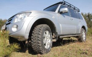 Mitsubishi Pajero V80 Mitsubishi Pajero V80