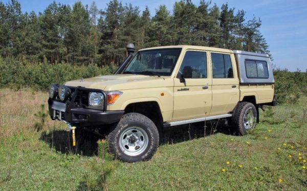 Toyota Land Cruiser Hzj79