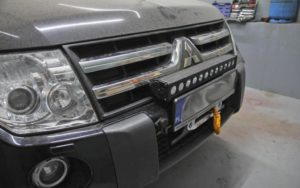 Mitsubishi Pajero V80 Mitsubishi Pajero V80