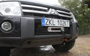 Mitsubishi Pajero + Koni Raid Mitsubishi Pajero + Koni Raid