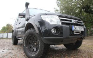 Mitsubishi Pajero + Koni Raid Mitsubishi Pajero + Koni Raid