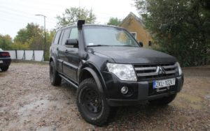 Mitsubishi Pajero + Koni Raid Mitsubishi Pajero + Koni Raid