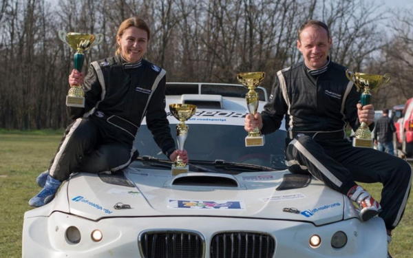 Fia Cez Bmw Dopadło Hummera