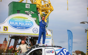 Krzysztof Wicentowicz Po Raz Drugi ZwyciĘŻa W Dacia Duster Elf Cup! Krzysztof Wicentowicz Po Raz Drugi ZwyciĘŻa W Dacia Duster Elf Cup!