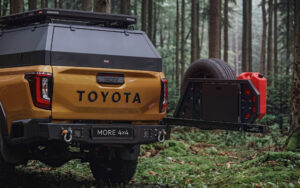 Nowa Toyota Hilux Travo W Pełnej Zbroi More 4x4