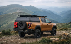 Nowa Toyota Hilux Travo W Pełnej Zbroi More 4x4