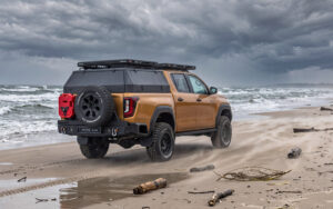 Nowa Toyota Hilux Travo W Pełnej Zbroi More 4x4